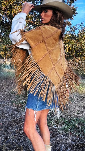 Extremely Rare 70s Vintage Wilsons Leather Fringe Suede Poncho – Patchwork Diamond Stitch (One Size Fits Most)