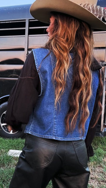 Vintage Stonebridge Denim Vest – Western Concho Button | Medium