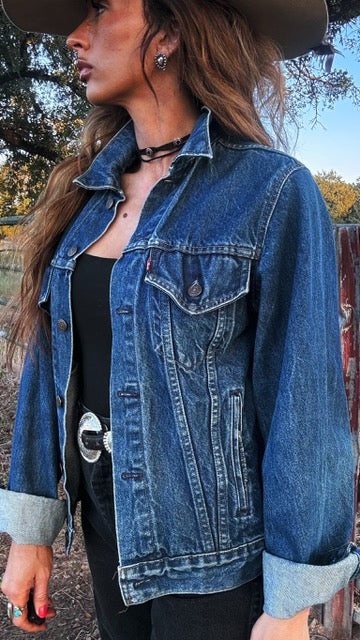 Vintage Levi’s USA-Made Denim Trucker Jacket – 1970s/80s | Size M/L