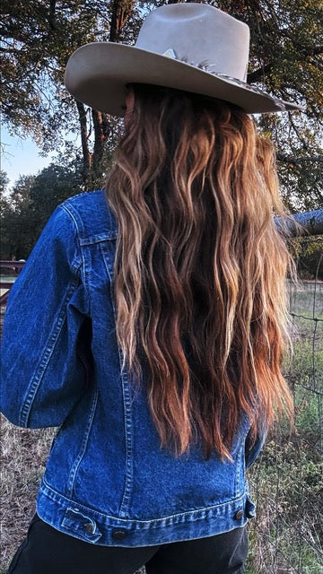 Vintage Levi’s USA-Made Denim Trucker Jacket – 1970s/80s | Size M/L