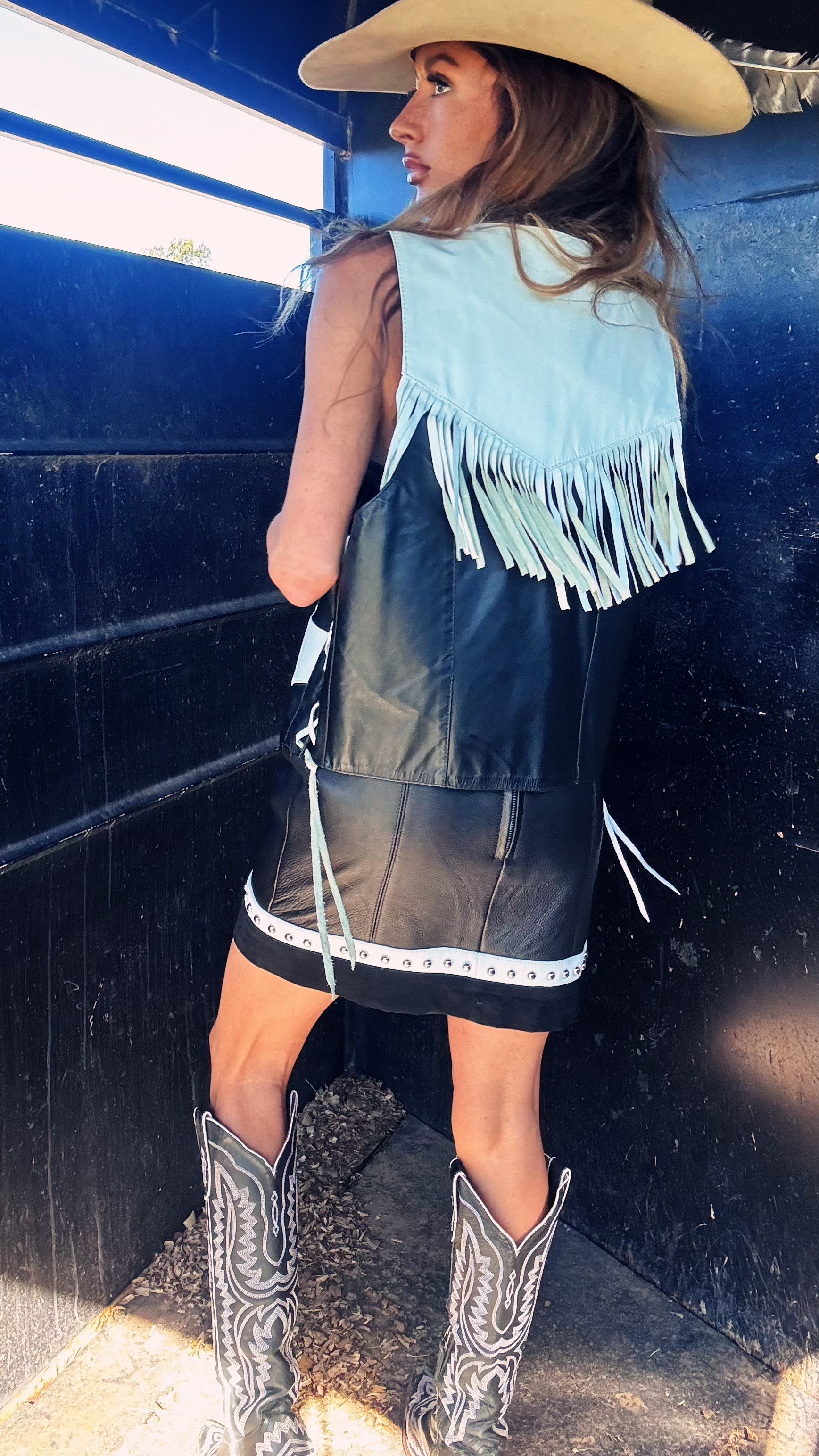 Vintage Fashion Leather Marcos Fringe Vest | Size M/L