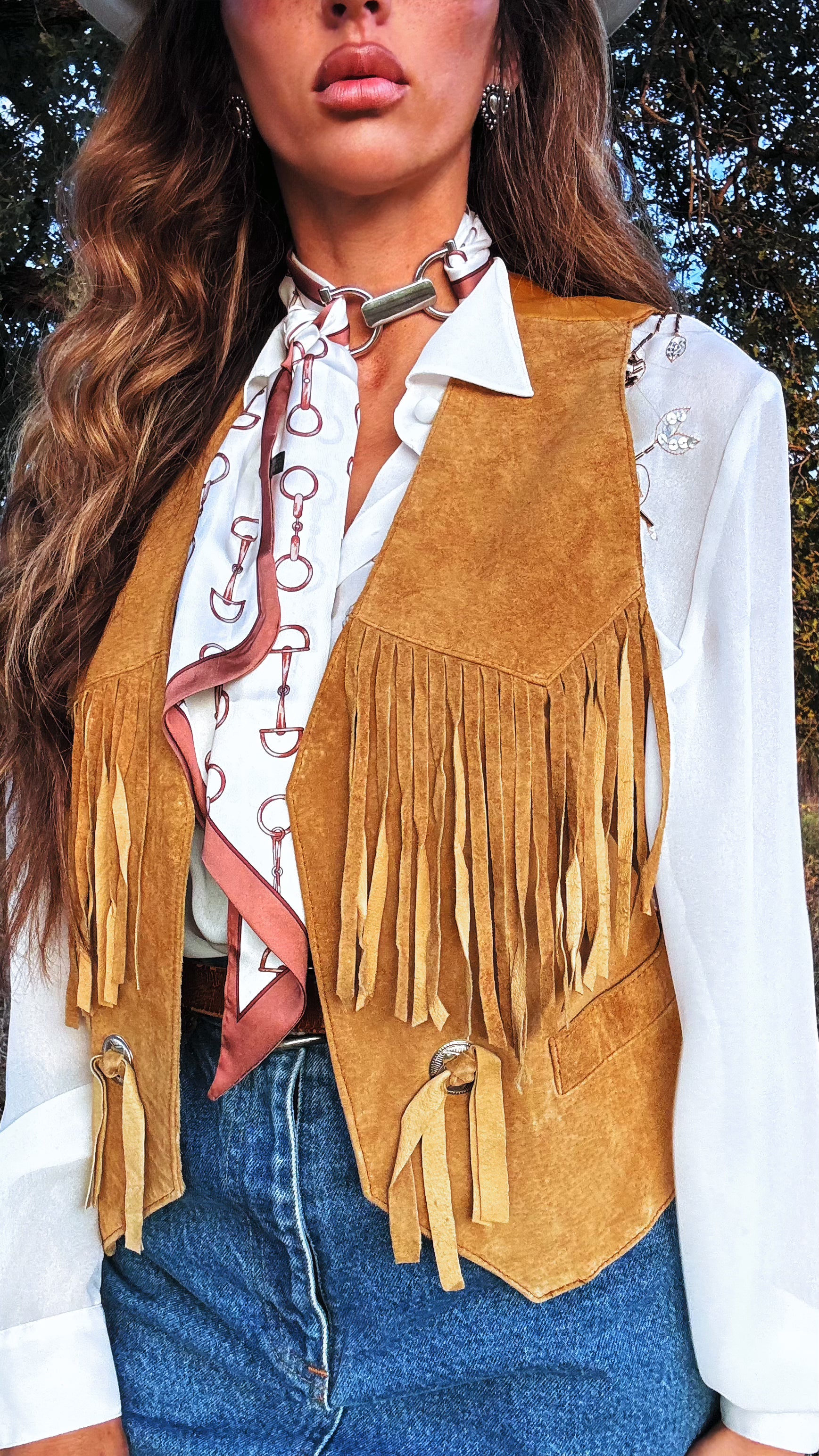 Vintage Desperado Suede Fringe Vest – 1970s Western Camel Leather | Size S/M